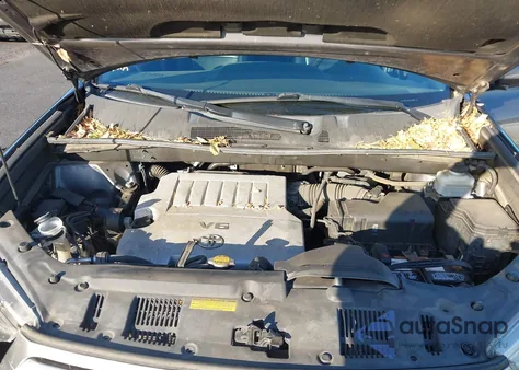 2012 Toyota Highlander Se V6 z USA, uszkodzony, nr VIN 5TDBK3EH0CS112348